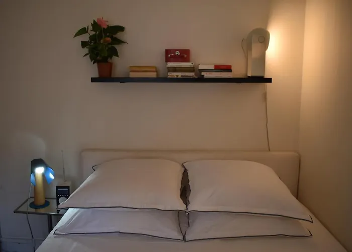 Rue De Paradis Apartment