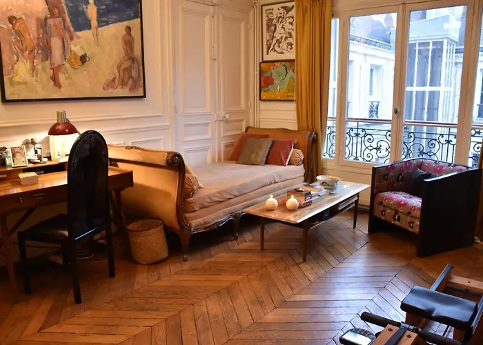 Rue De Paradis Paris