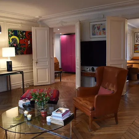 Rue De Paradis * Paris