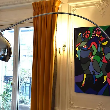 Appartement Rue De Paradis Paris